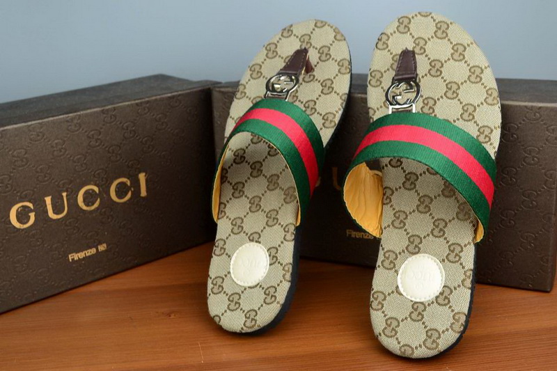 Gucci Men Slippers_400